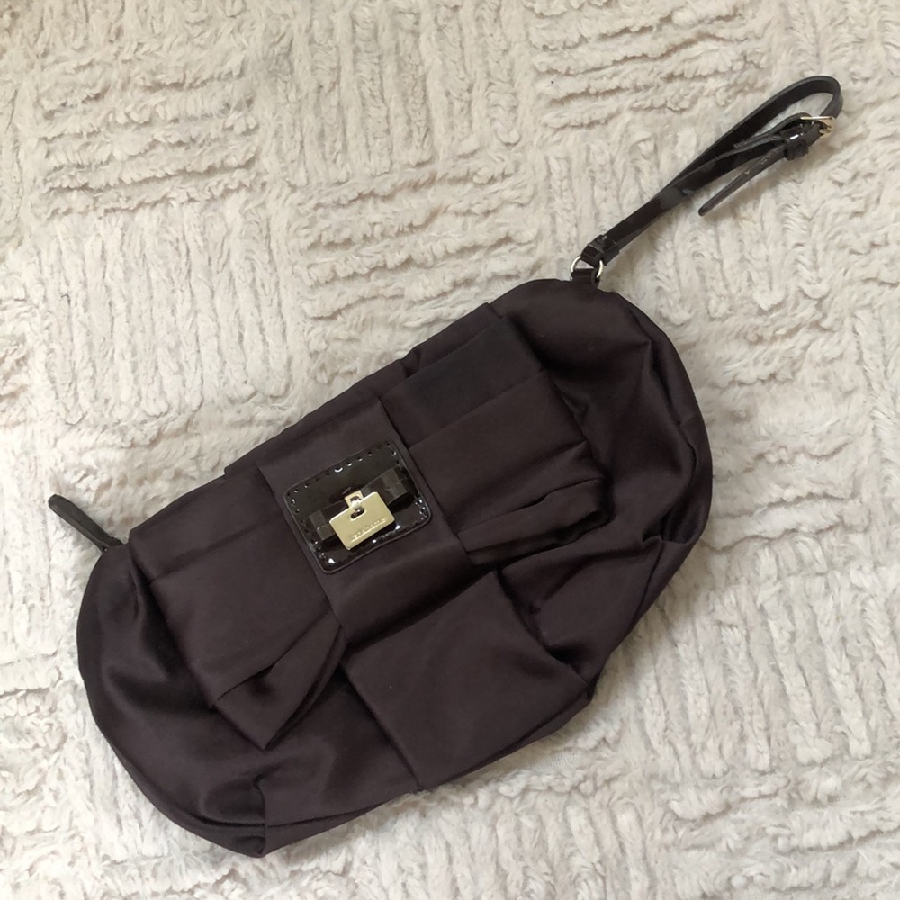 Brown zippered wristlet pouch bag  EUC